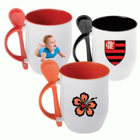Personalização de caneca com colher